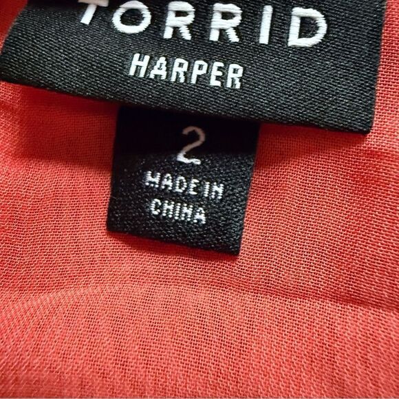 Torrid textured floral chiffon blouse - Picture 2 of 7